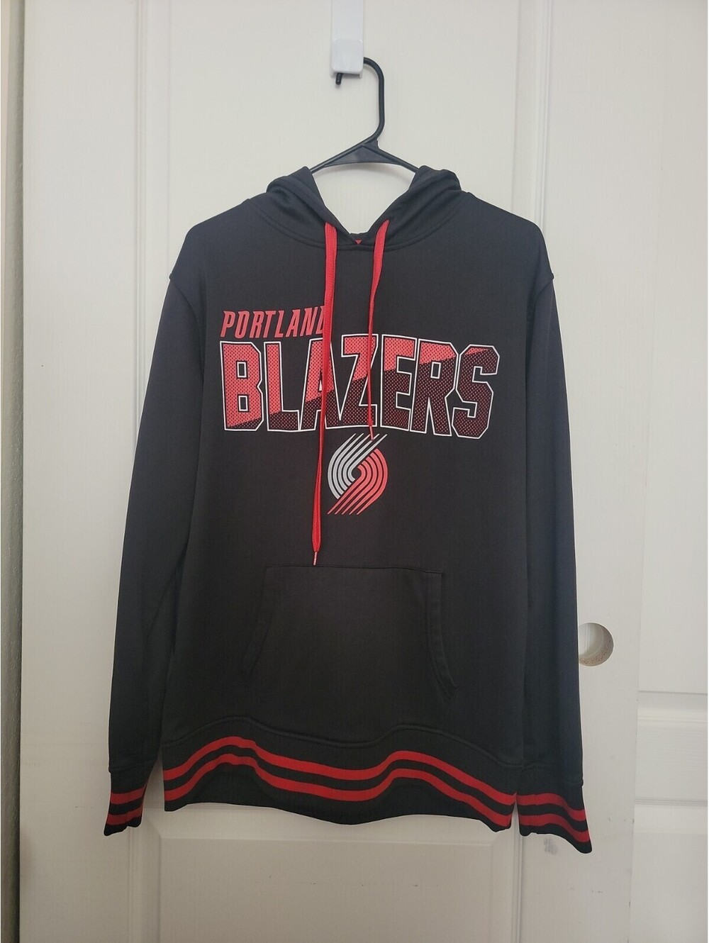 NBA Apparel PORTLAND BLAZERS Hooded Sweatshirt ,Adult Small,Nice